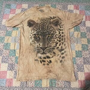 The Mountain Tan Leopard T-Shirt Size Small